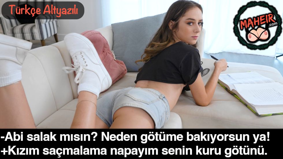 Koltukta Yatarak Resim Çizen Kız Kardeşinin Götüne Bakıyor